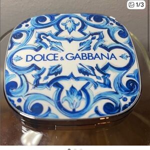 Dolce & Gabbana Solar Glow Blurring powder